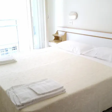 Tre Stelle Hotel 3*